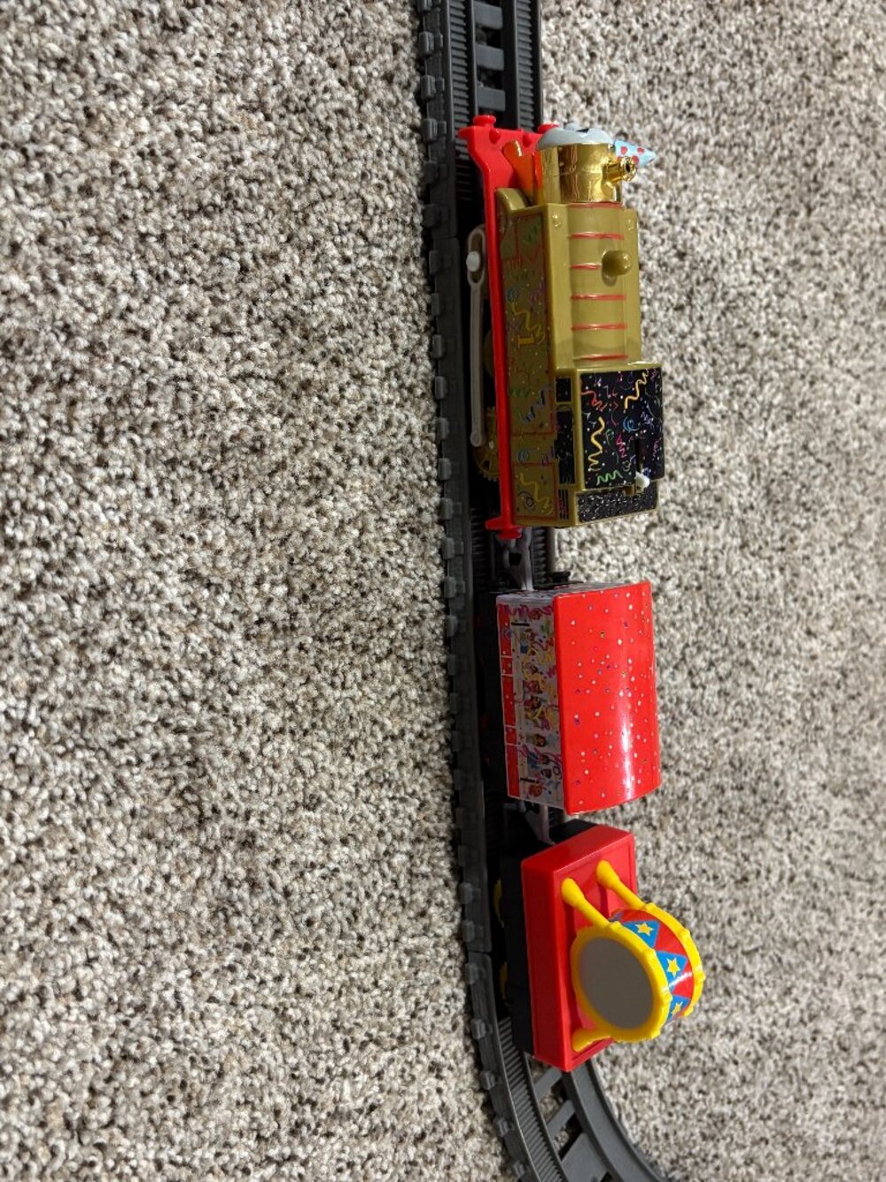Thomas & Friends TrackMaster Golden Thomas Party Train GPJ54 WORKS